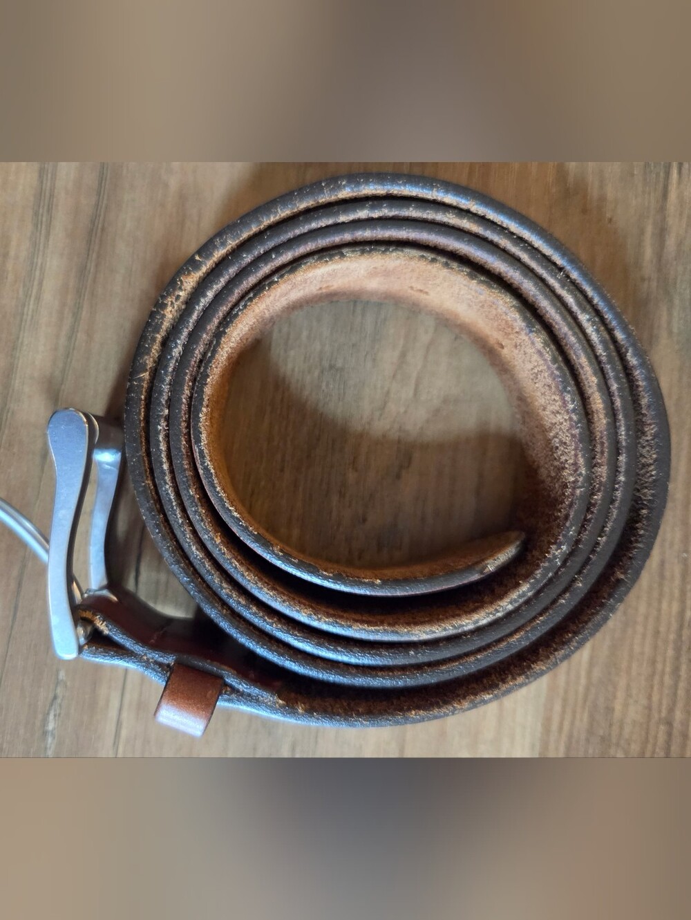 L.L. Bean Men's Brown Leather Belt - 46